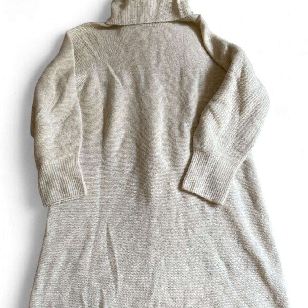 Uniqlo Women's Cream and White Dress